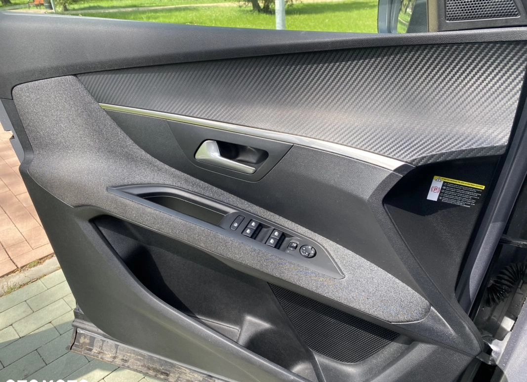 Peugeot 3008 cena 68800 przebieg: 107253, rok produkcji 2019 z Ostrołęka małe 301